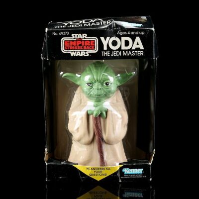 Lot # 8: Yoda The Jedi Master Magic 8-Ball - Sealed [Kazanjian Collection]