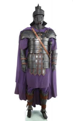 Lot #294 - GLADIATOR (2000) - Praetorian Guard Costume with Sword ...