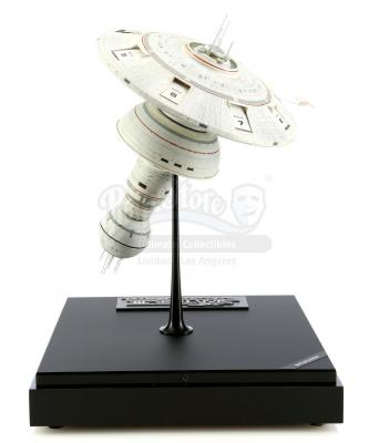 Lot #648 - STAR TREK III: THE SEARCH FOR SPOCK (1984) - Earth Spacedock ...