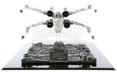 Lot #690 - STAR WARS: A NEW HOPE (1977) - ICONS X-Wing Fighter Replica Model