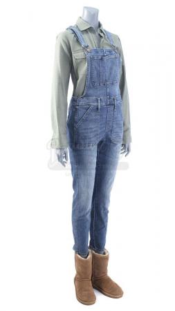 Lot # 9: THE HAUNTING OF HILL HOUSE - Nell Crain's Dropping Luke Off at Rehab Costume Components - 2