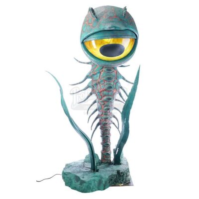 Lot # 161: KUBO AND THE TWO STRINGS (2016) - Light-Up Garden of Eyes Marketing Standee