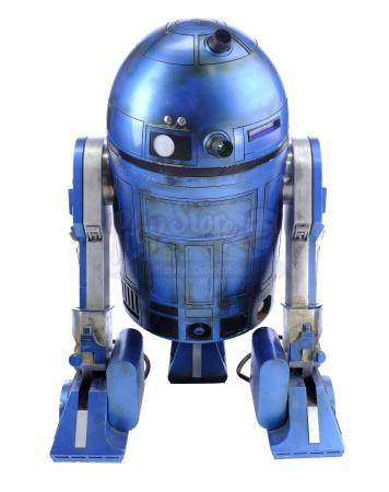 Lot # 344: STAR WARS - EP IX - THE RISE OF SKYWALKER (2019) - R2-SHP Light-up Remote Control Droid - 5