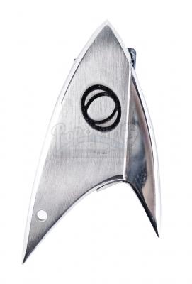 Lot # 46: Star Trek: Discovery/Star Trek: Short Treks - Hero Starfleet Science Badge