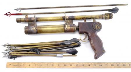 Lot # 210: Netflix's A Series of Unfortunate Events (TV Series) - V.F.D. Harpoon Gun with Arrows - 9