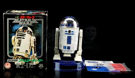 Lot # 72 - Takara Missile Firing R2-D2 Diecast Toy - Unused [Kazanjian Collection] - 2